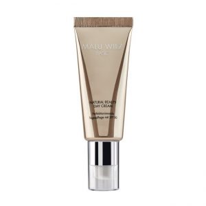 websize-7041-Natural-Beauty-Day-Cream-SPF10-malu-wilz